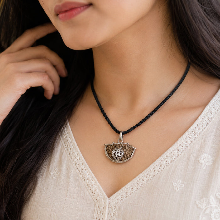 1 Mukhi Pendent