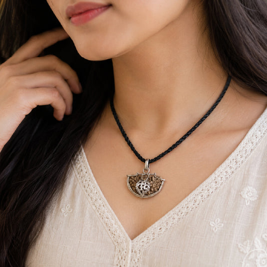 1 Mukhi Pendent